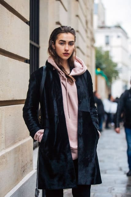 Ludmilla Von Claer — 7