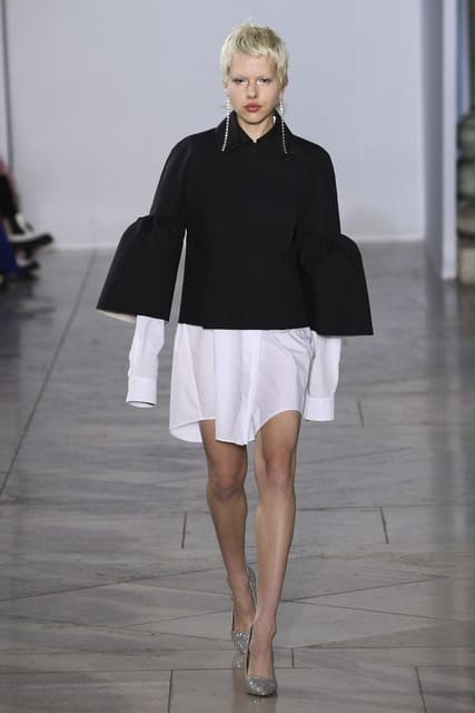 Lutz Huelle S/S 18 Show — Lutz Huelle