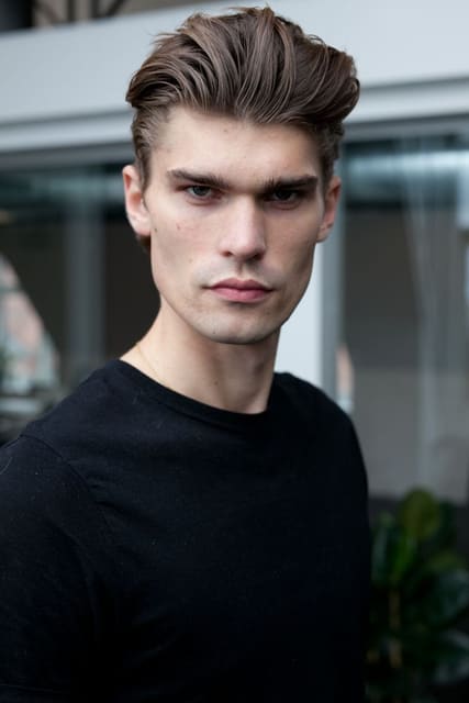 Jon Hjelholt