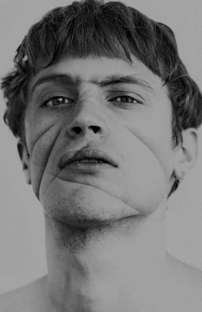 Sam Pearce — 9