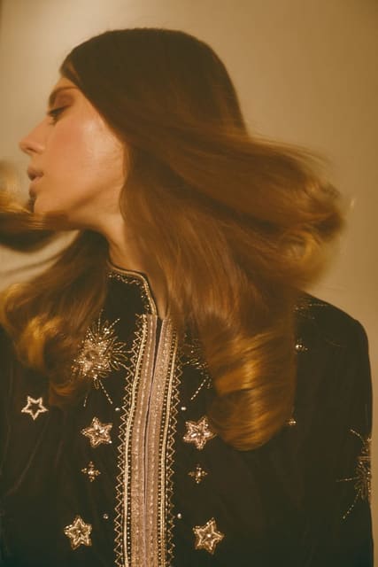 Mírame — L'Officiel Spain