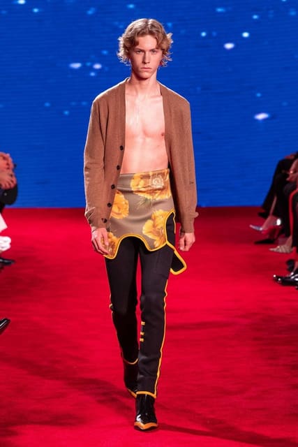Calvin Klein S/S 19 Show — Calvin Klein