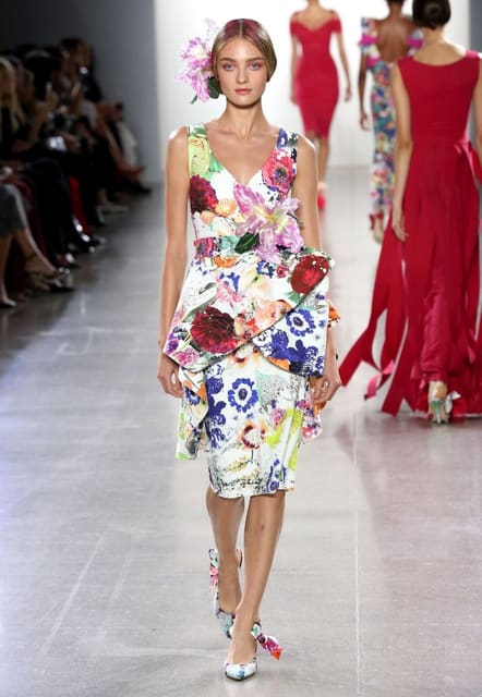 Chiara Boni La Petite Robe S/S 19 Show — Chiara Boni La Petite Robe