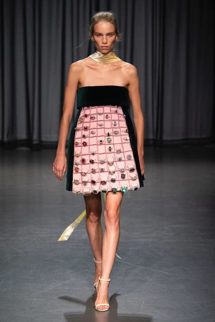 Mary Katrantzou S/S 19 Show — Mary Katrantzou