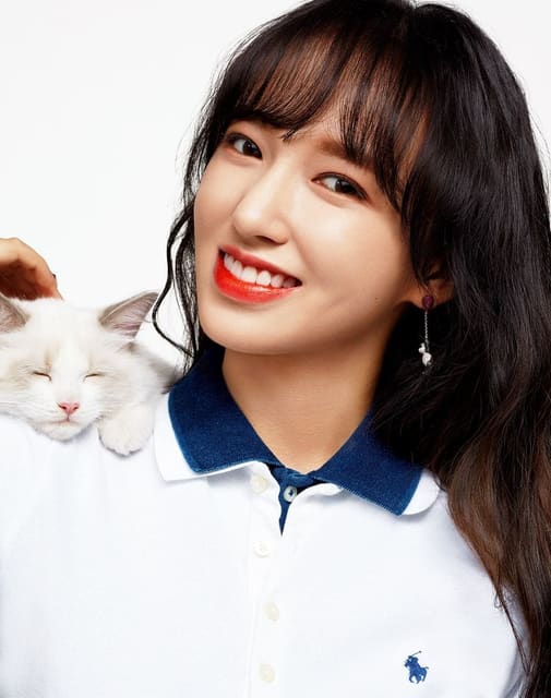Shining new face — Marie Claire China