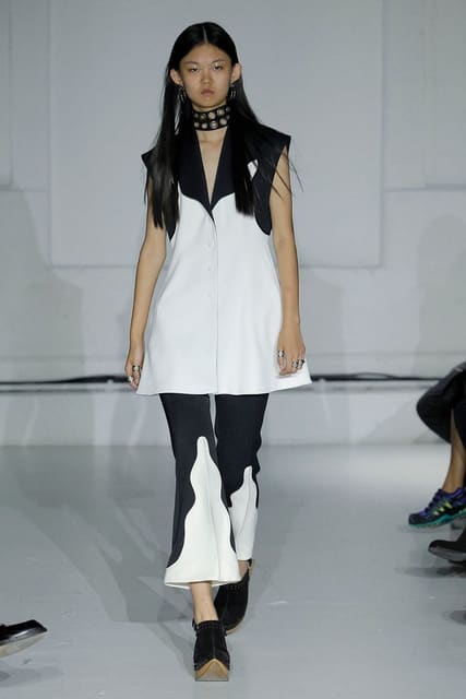 Qin Xiao Yue — 6