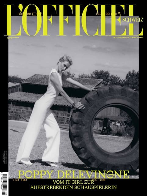 L'Officiel Switzerland October 2018 Cover — L'Officiel Switzerland