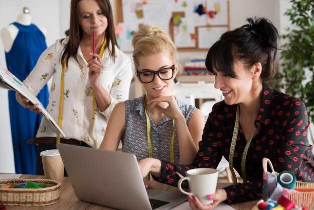 Define transparent terms: compensation, rights, and disclosure