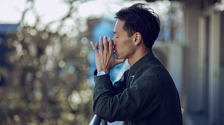 List the top influencers and summarize their core messages