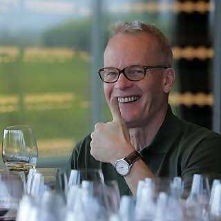 Top 35 UK Wine Influencers in 2025: The Definitive Guide to the UK Wine Scene